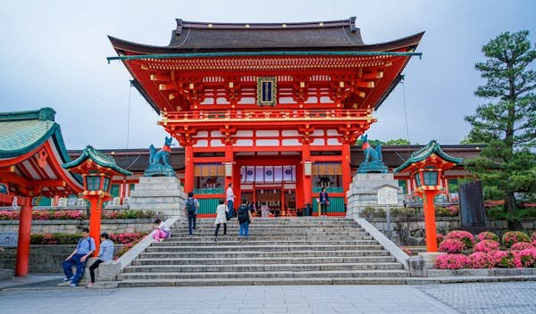 fushimi-inari-taisha-shrine-kyoto-japan-temple-161401.jpeg