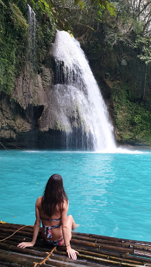 kawasan falls in badian cebu4.png