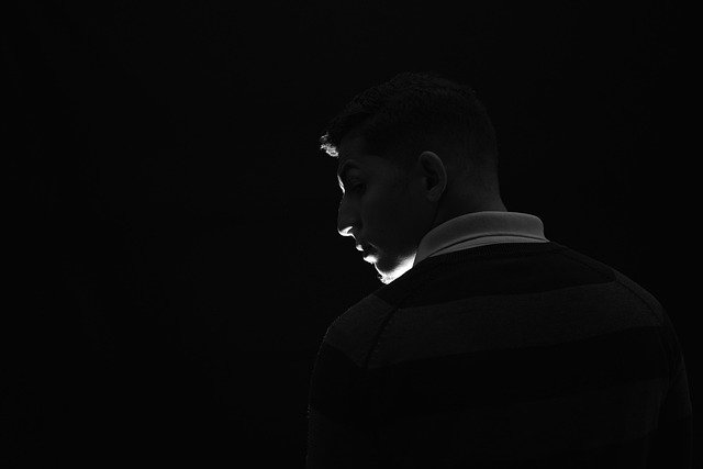 silhouette-3796368_640.jpg