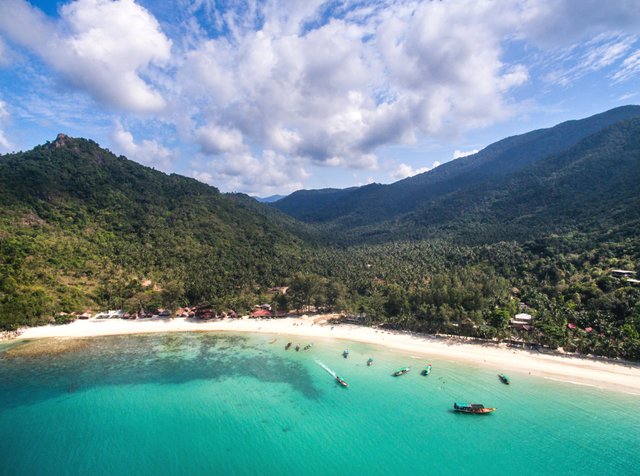 Koh Phangan beach-min.jpg