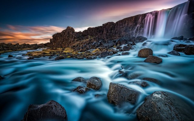 iceland-waterfall.jpg