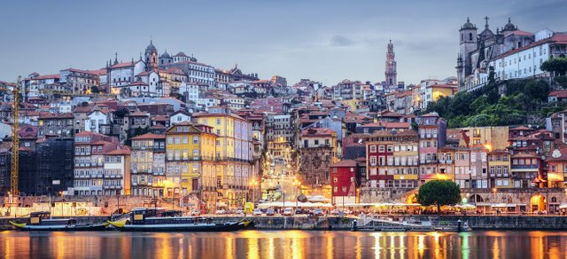 porto-portugal-cityscape-across-the-douro-river-stock-photo-image-id-221244547-1422363716-yrqG.jpg