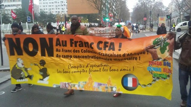 NON-au-franc-CFA.jpg