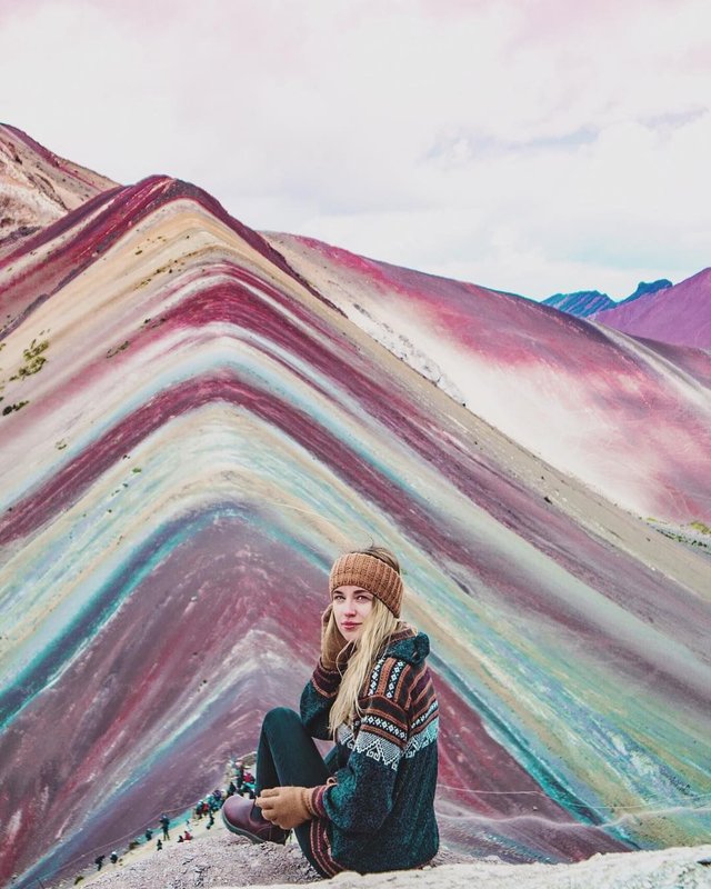 Montaña de 7 Colores Cusco.jpeg