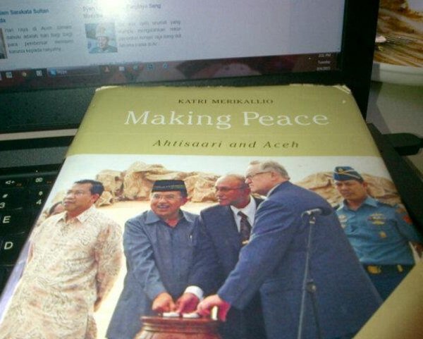 Making Peace_Marti and aceh.jpg