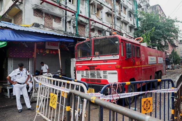 kolkata-hotel-fire-india.webp