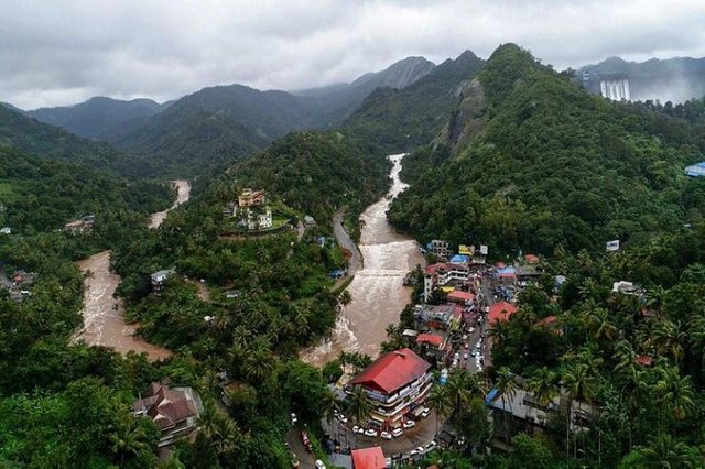 keralafloods-1534397067.jpg