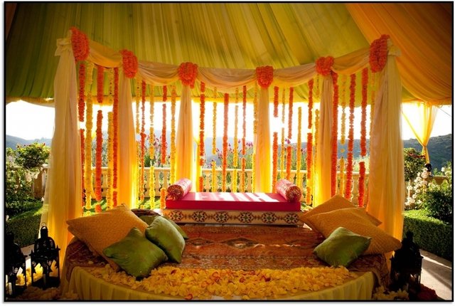 the-most-mehndi-stages-decoration-ideas-for-2015-2016-style-amp-fashion-suggestions.jpg