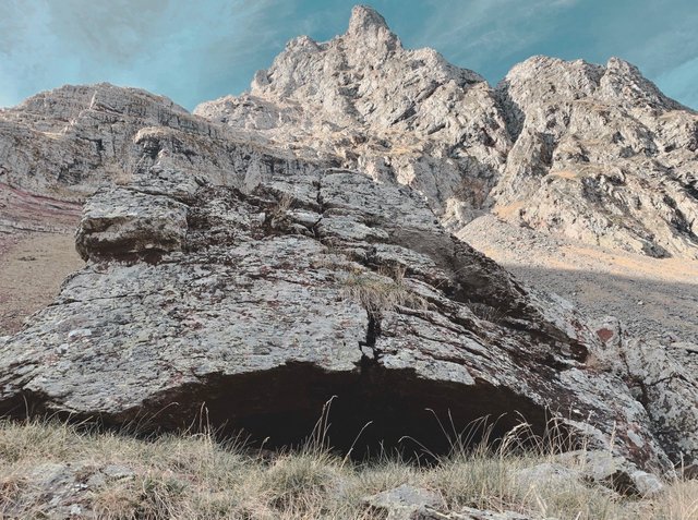 Montains at the Pyrenees.jpg