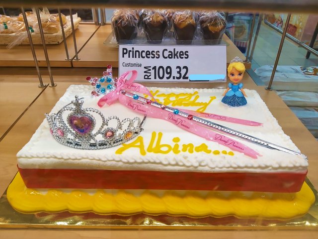 Princess Albina_LI.jpg