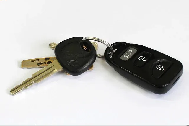 car-key-842107_640.webp