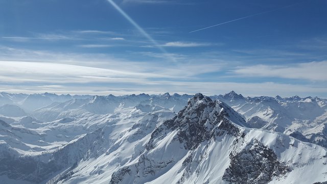 adventure-alpine-altitude-austria-355241.jpg