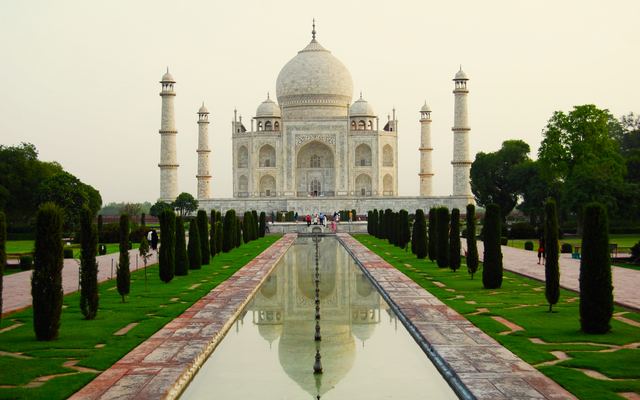 Taj_Mahal-1080x675.png