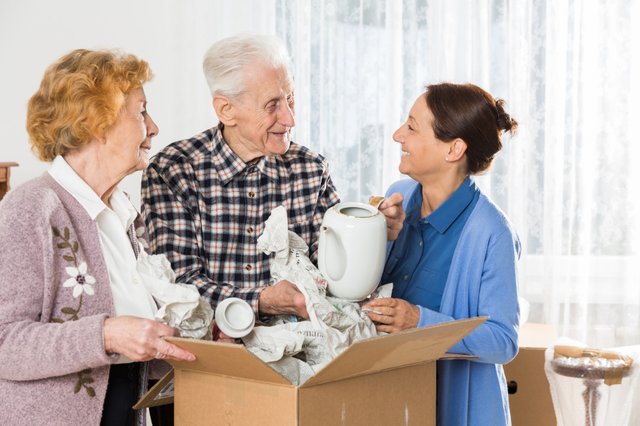 Helping-Your-Parents-Buy-a-Home-for-Retirement-Quicken-Loans-Zing-Blog.jpg