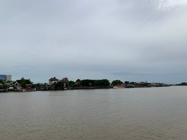 Chao Phraya River2.jpg