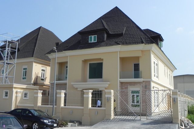 Buying-House-In-Lagos-e1457431511855.jpg