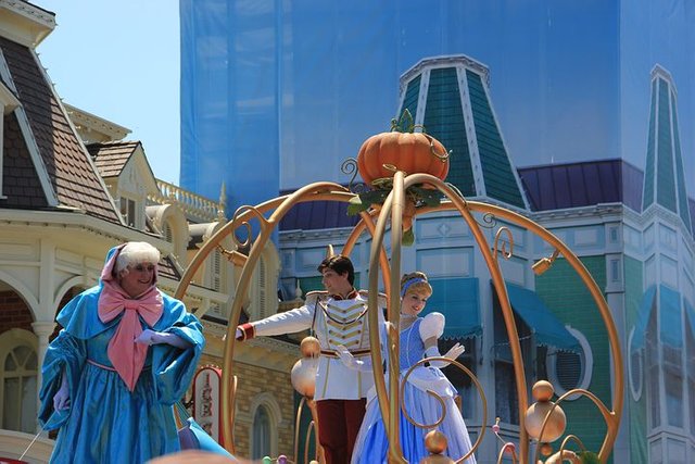 cinderella-2722064__480.jpg