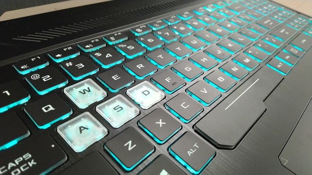 keybord laptop dan pc.jpg