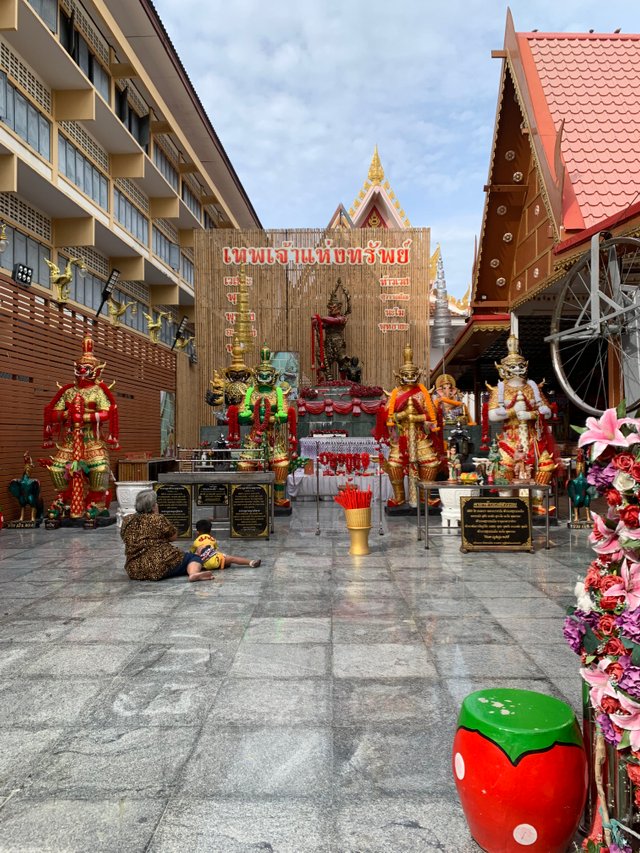 Wat Bho4.jpg