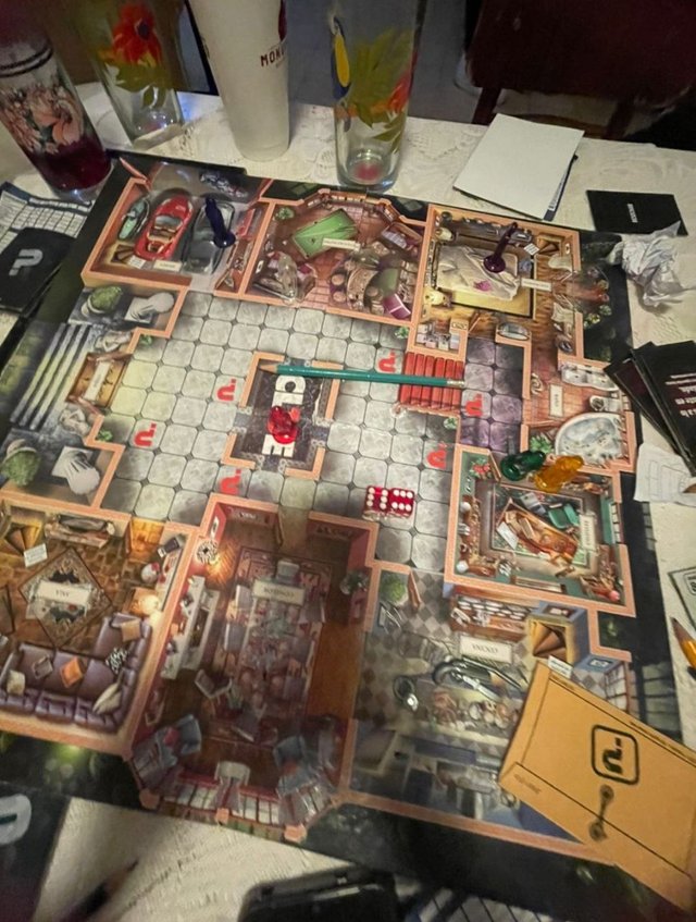 Jugando Clue.jpg