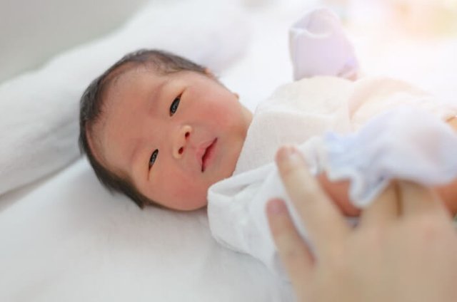 3 Jurus Ampuh Merawat Bayi Baru Lahir, Gampang Dipraktikkan.jpg