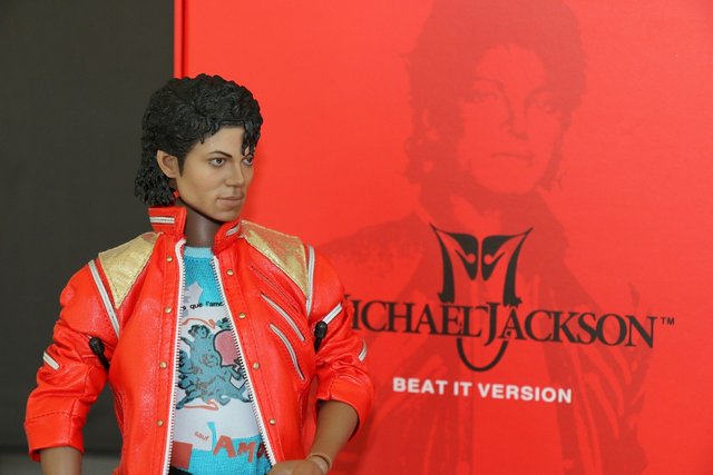 michael-jackson-1.jpg