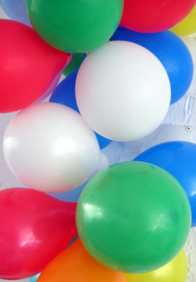 balloons-1476965.jpg