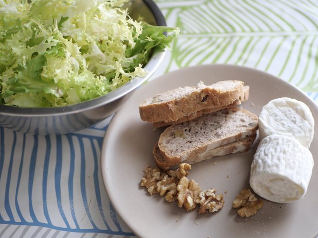 1saladechèvrechaud (9).JPG