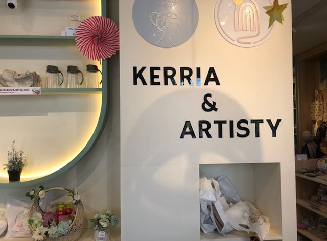 Kerria Artisty_01.jpg