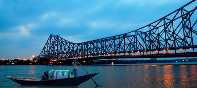 Howrah-Bridge.jpg