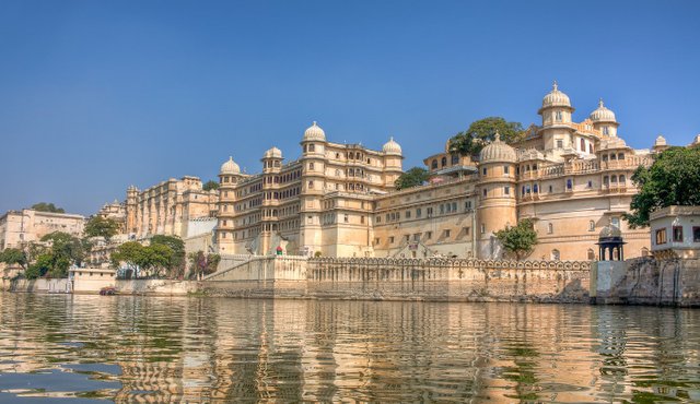 City-Palace-Udaipur.jpg