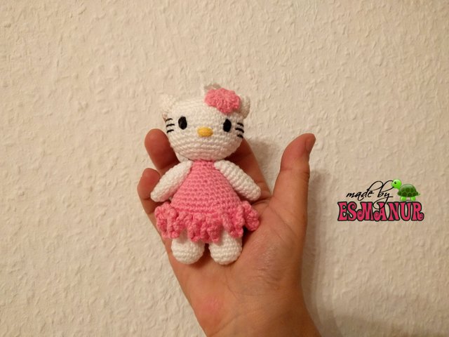 hello kitty doll amigurumi crochet