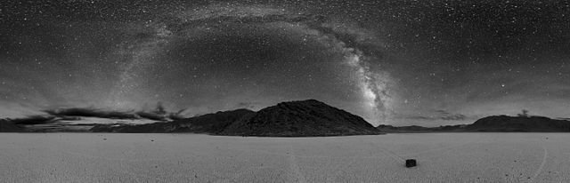 640px-Deathvalleysky_nps_big.jpg