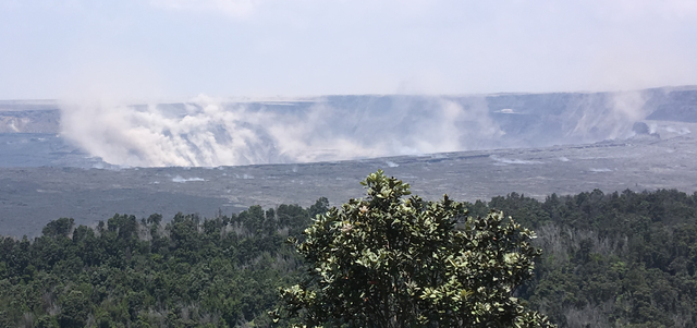 20180719 Kilauea Collaps Caldera.png