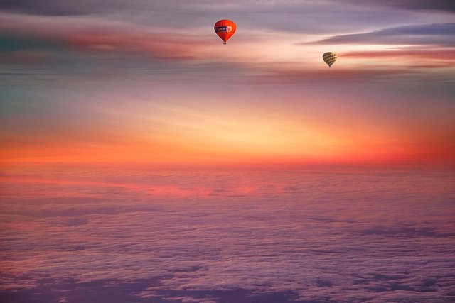 hot-air-balloons-9271140_1280.jpg