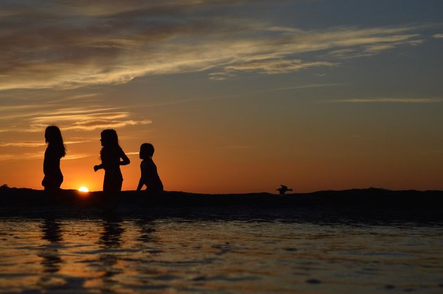 children-8082256_1920.jpg