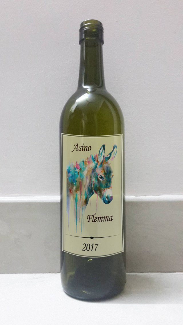 wine bottle1.jpg