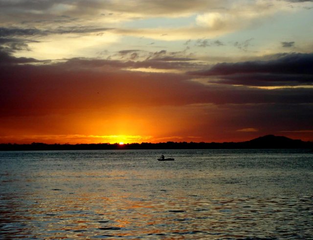 Atardecer Rio.jpg