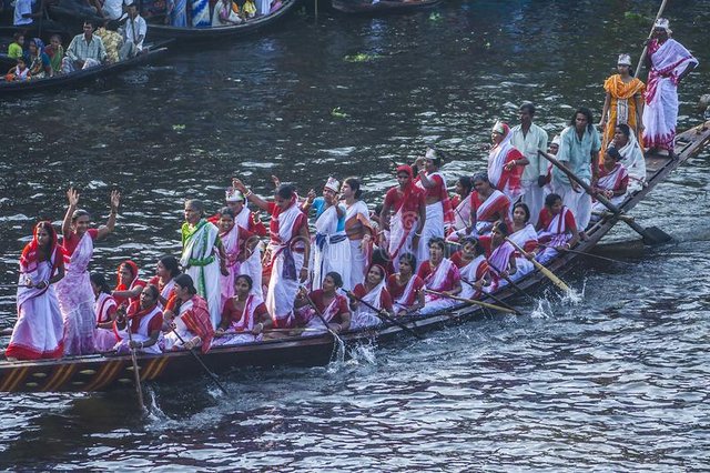 boat-race-event-rainy-season-banglades.jpg