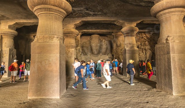 Elephanta_Caves.jpg