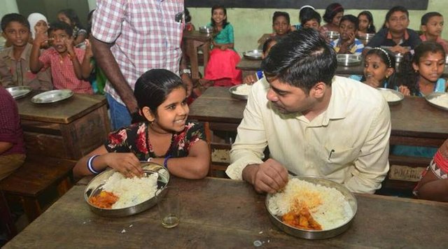 district-collector-alappuzha-school-visit-759.jpg