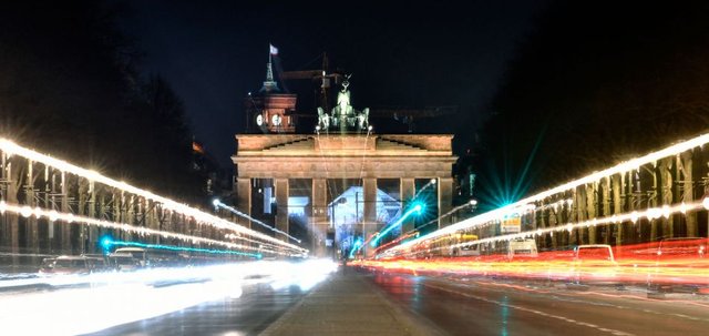 Puerta de Brandemburgo BERLIN.jpg