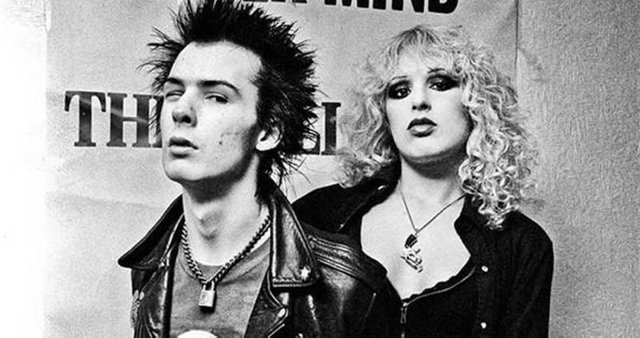 sid-nancy-posing.jpg