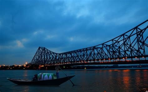 howrah-bridge.jpg