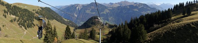 b-EU_P-250806-141129-001.jpg
