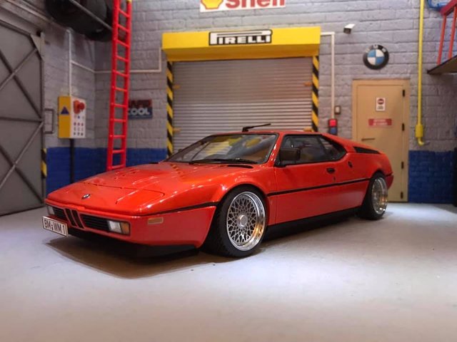 BMW M1(1).jpg