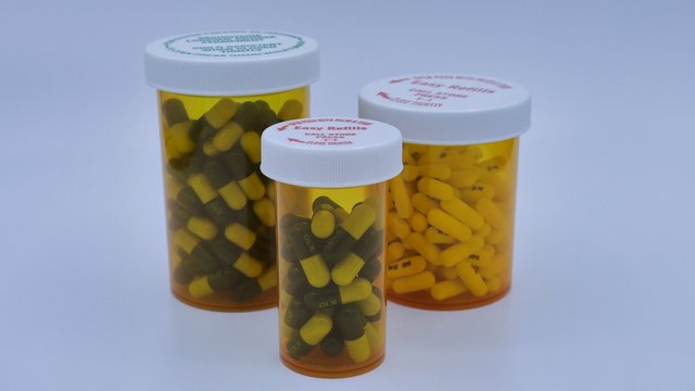 pills-6902805_1280.jpg