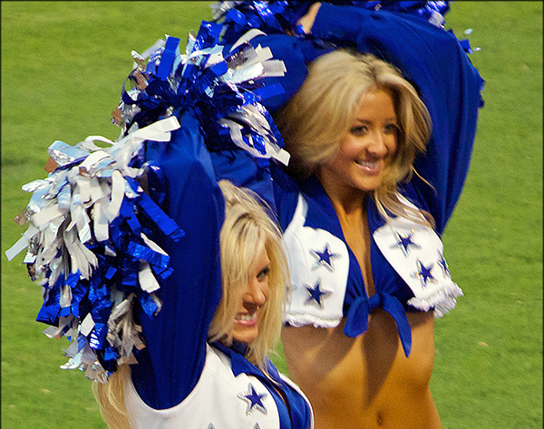 Dallas_Cowboys_Cheerleaders_-_Part_XV-b.png