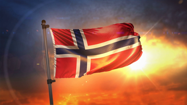 videoblocks-norway-flag-backlit-at-beautiful-sunrise-loop-slow-motion-4k_hl5-i32-z_thumbnail-full06.png