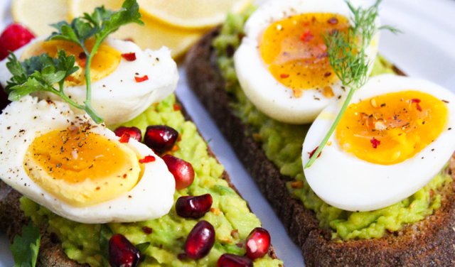 bread-breakfast-close-up-793785.jpg